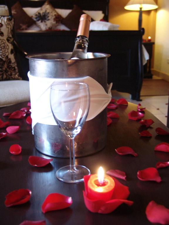 Casa Del Tio Hotel Boutique San Miguel de Allende Phòng bức ảnh A wine cooler